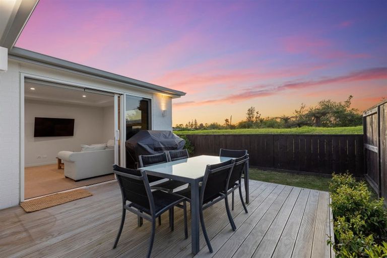 Photo of property in 1 Hinaki Street, Poike, Tauranga, 3112