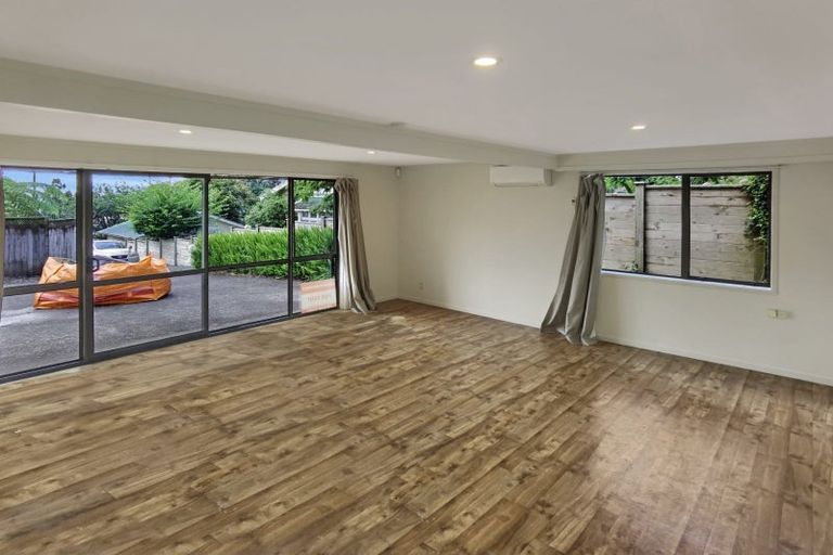 Photo of property in 24 Wheturangi Road, Greenlane, Auckland, 1051