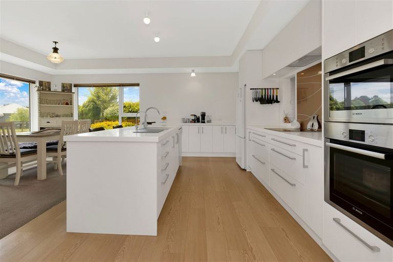 Photo of property in 8 Riverside Way, Amberley, 7410