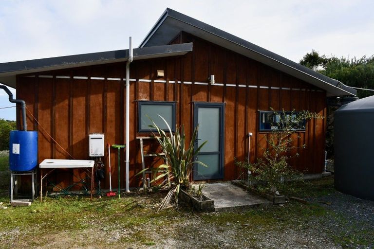 Photo of property in 76 Eco Place, Little Wanganui, Karamea, 7893