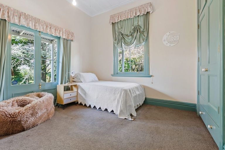 Photo of property in 30 Humphries Street, Inglewood, 4330