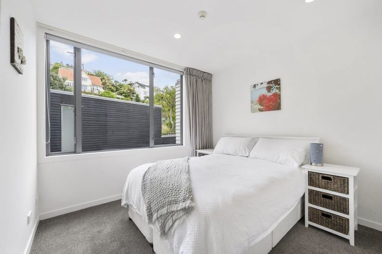 Photo of property in 37c Ngaio Road, Kelburn, Wellington, 6012