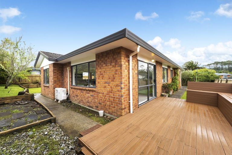 Photo of property in 13b Parkcrest Drive, Henderson, Auckland, 0612