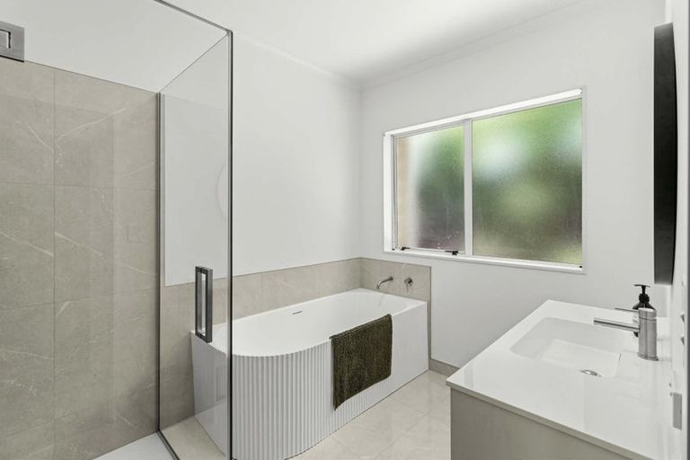 Photo of property in 13 Burns Street, Westown, New Plymouth, 4310