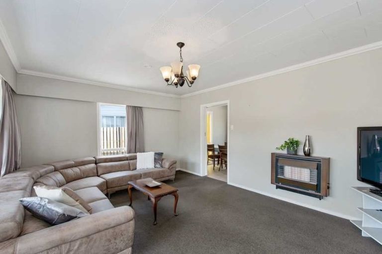Photo of property in 55 Morrow Avenue, St Andrews, Hamilton, 3200