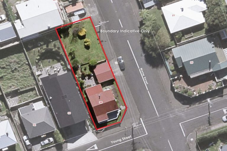 Photo of property in 88 Young Street, New Plymouth, 4310