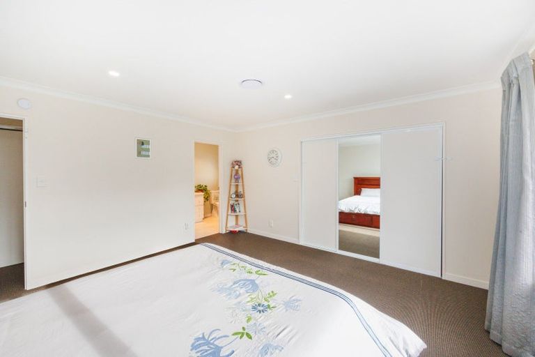Photo of property in 651a Featherston Street, Roslyn, Palmerston North, 4414