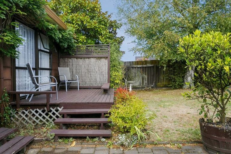 Photo of property in 104 Hyde Avenue, Richmond Heights, Taupo, 3330