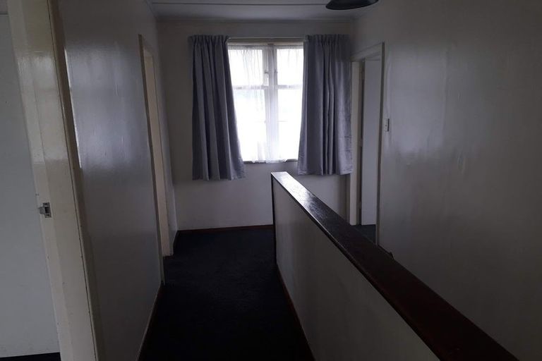 Photo of property in 354 Oxford Terrace, Avalon, Lower Hutt, 5011