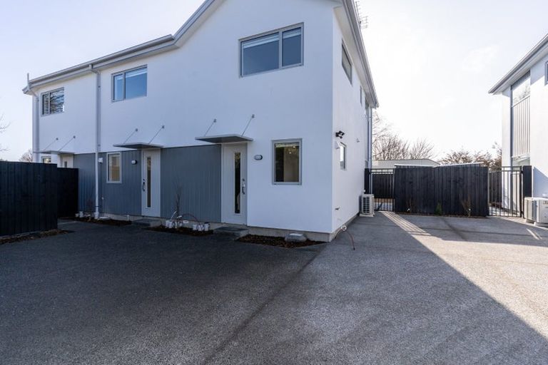 Photo of property in 7/51 Hills Road, Edgeware, Christchurch, 8013
