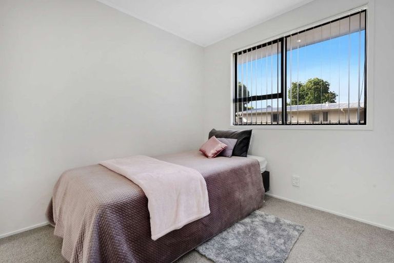 Photo of property in 429 Bucklands Beach Road, Bucklands Beach, Auckland, 2012