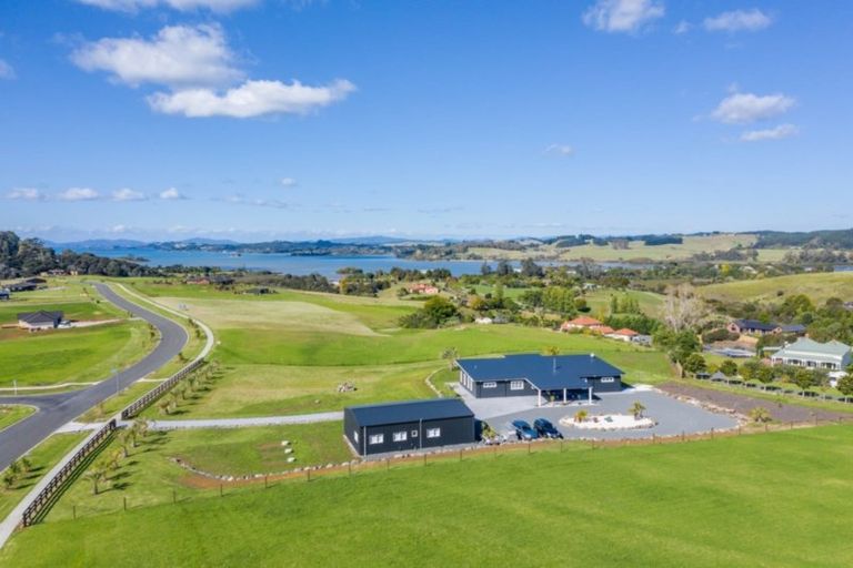 Photo of property in 12 Blue Penguin Drive, Kerikeri, 0294