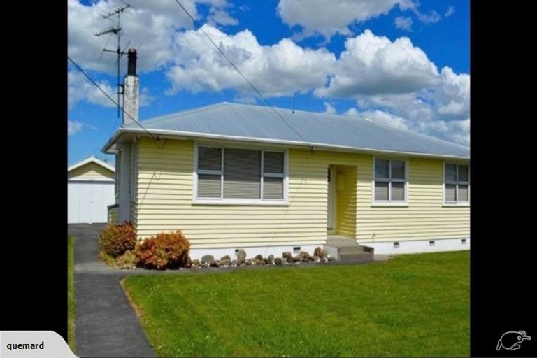 Photo of property in 224 High Street North, Carterton, 5713