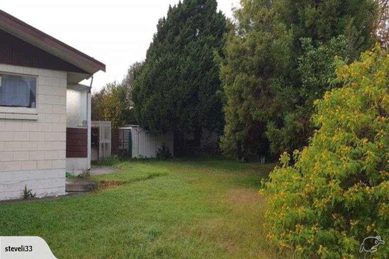 Photo of property in 2/219 Forrest Hill Road, Forrest Hill, Auckland, 0620