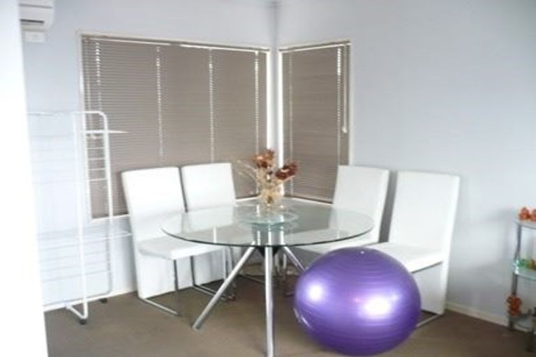 Photo of property in 7a Jasmine Grove, Maungaraki, Lower Hutt, 5010