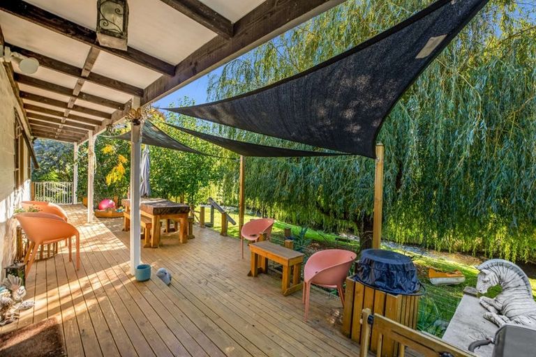 Photo of property in 4312 Christchurch Akaroa Road, Little River, 7591