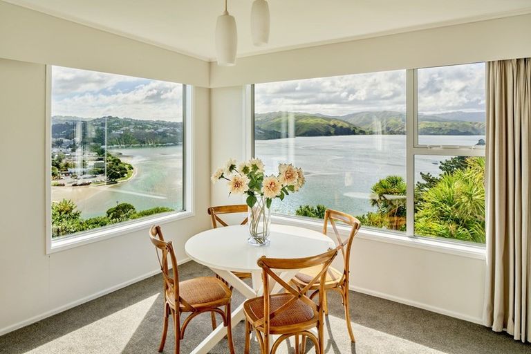 Photo of property in 58 Kiriwai Road, Paremata, Porirua, 5024