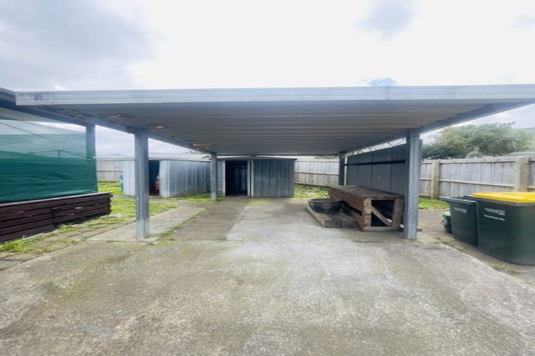 Photo of property in 16 Oratu Place, Manurewa, Auckland, 2102