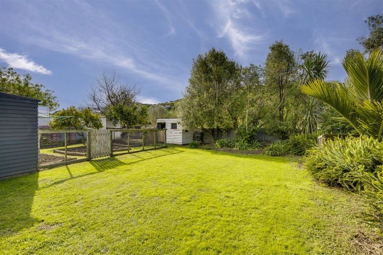 Photo of property in 190 Onehunga Road, Bay View, Napier, 4182