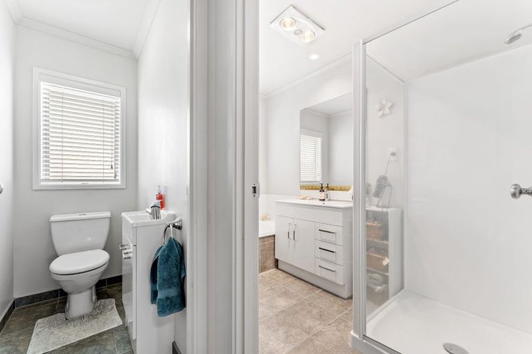 Photo of property in 32 Driftwood Drive, Red Beach, 0932