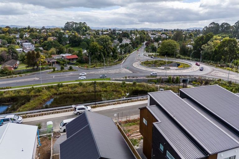 Photo of property in 19 Halo Green, Peacocke, Hamilton, 3206