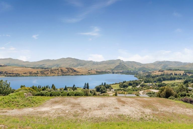 Photo of property in 101 Jean Robins Drive, Lake Hayes, Queenstown, 9371