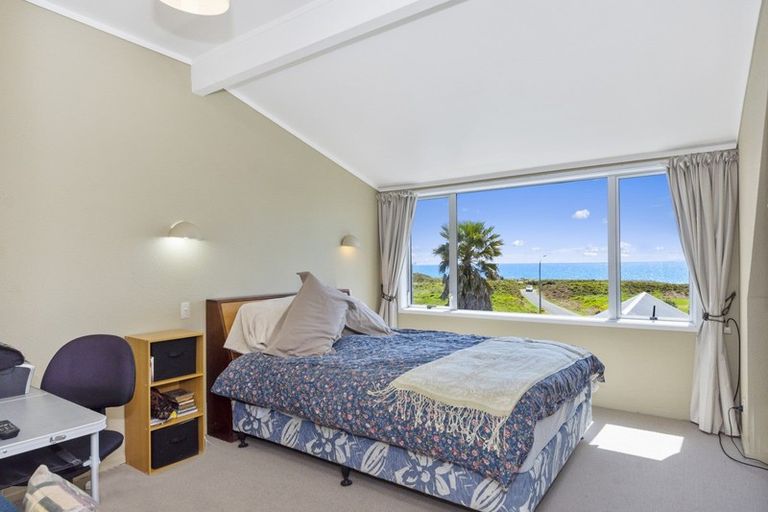 Photo of property in 1012b Papamoa Beach Road, Papamoa Beach, Papamoa, 3118
