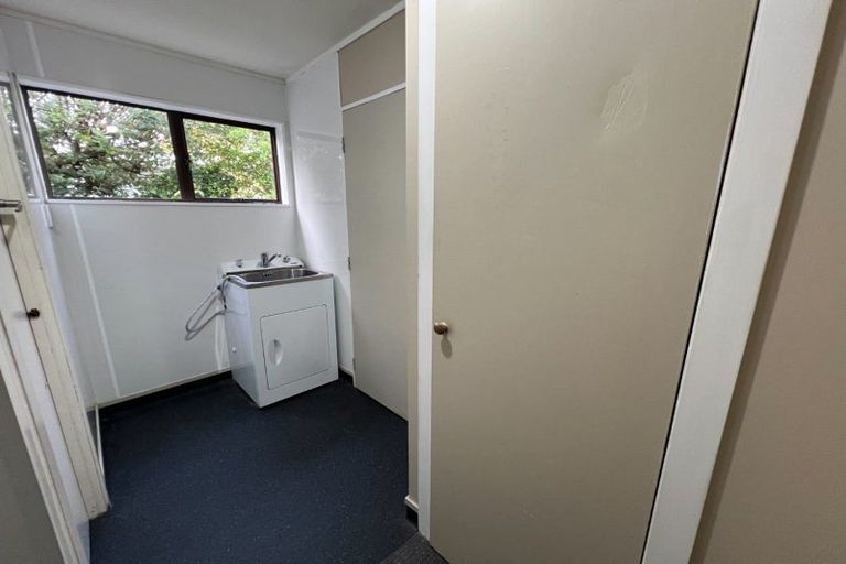 Photo of property in 30 Ada Street, Hokowhitu, Palmerston North, 4410