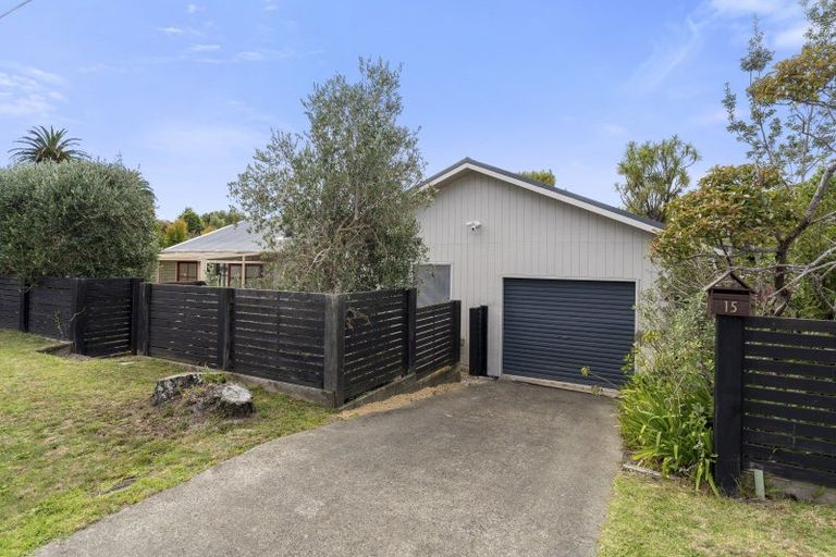 Photo of property in 15 Ruru Road, Otaihanga, Paraparaumu, 5036