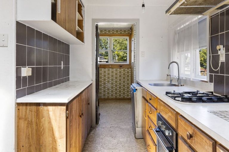 Photo of property in 14 Waihi Road, Hawera, 4610