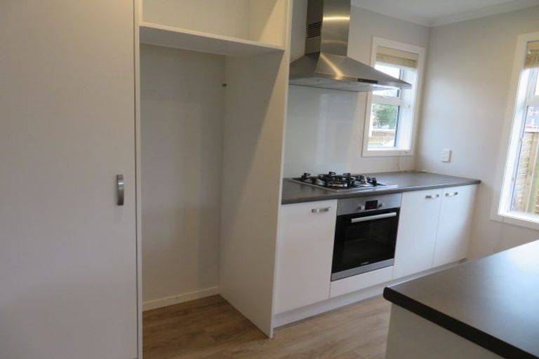 Photo of property in 1b Manderson Grove, Fairfield, Lower Hutt, 5011