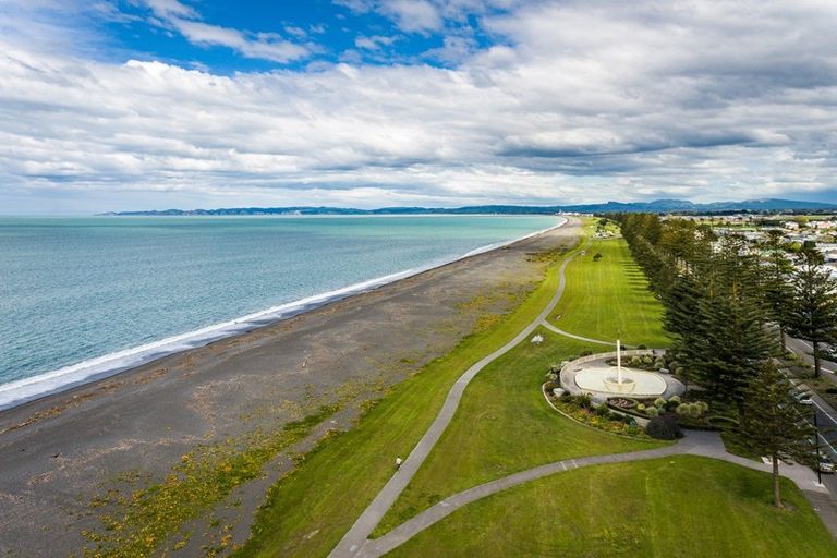Photo of property in 511 Marine Parade, Napier South, Napier, 4110