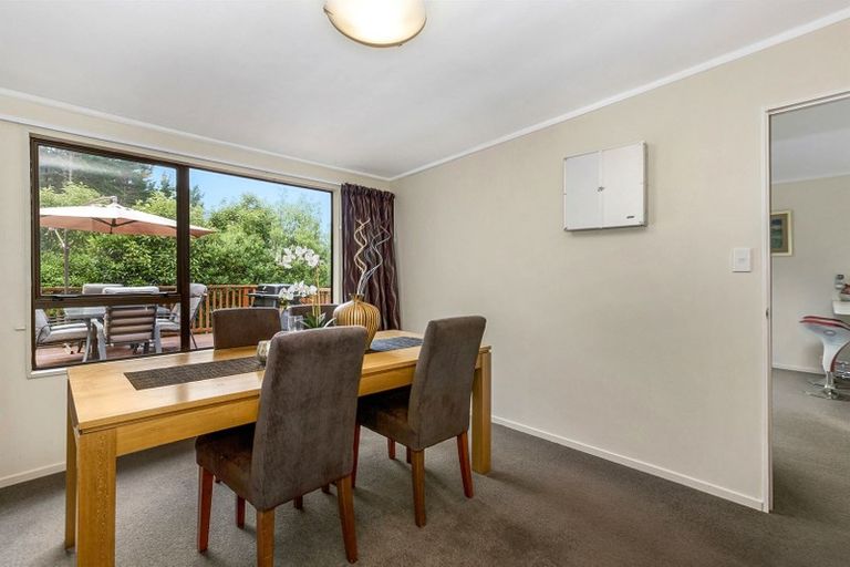 Photo of property in 70 Peterhouse Street, Tawa, Wellington, 5028