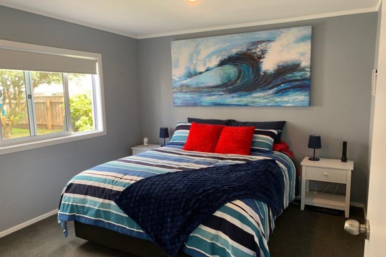 Photo of property in 93 Broadway, Waitara, 4320