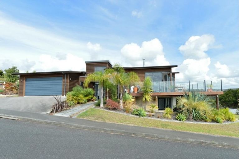 Photo of property in 23 Point Veronica Drive, Opua, 0200