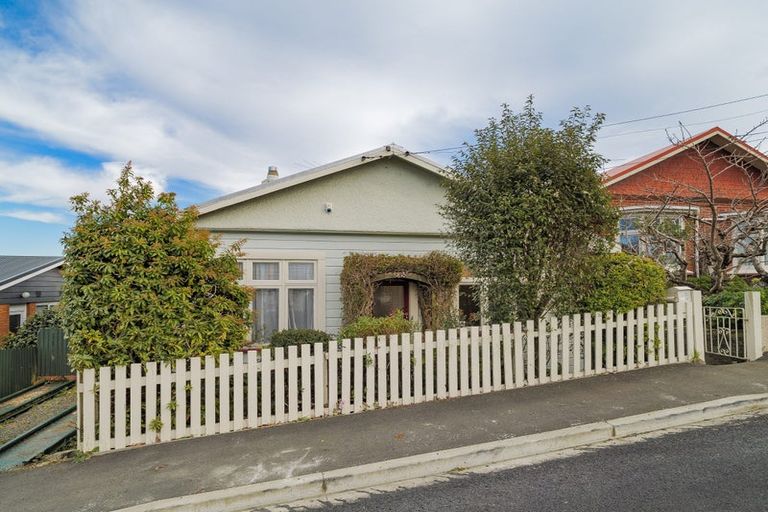Photo of property in 26 Peel Street, Mornington, Dunedin, 9011