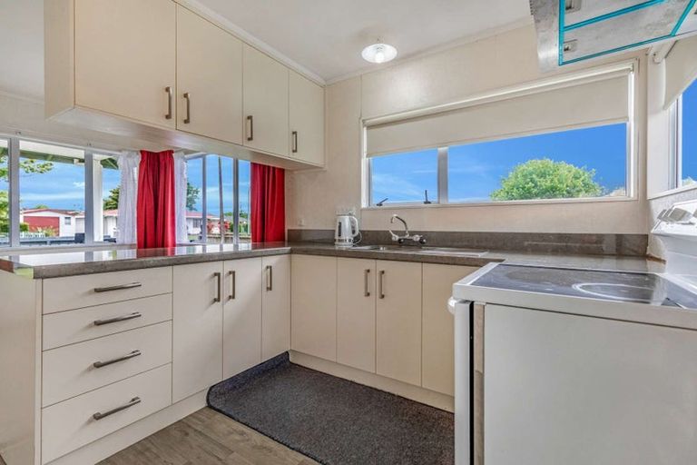 Photo of property in 2a Ranui Street, Ngatea, 3503