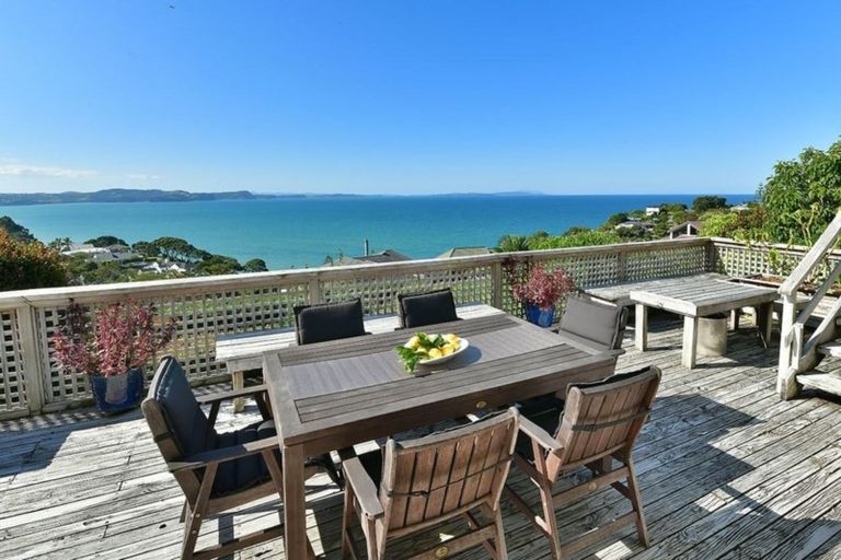 Photo of property in 30 Vipond Road, Stanmore Bay, Whangaparaoa, 0932