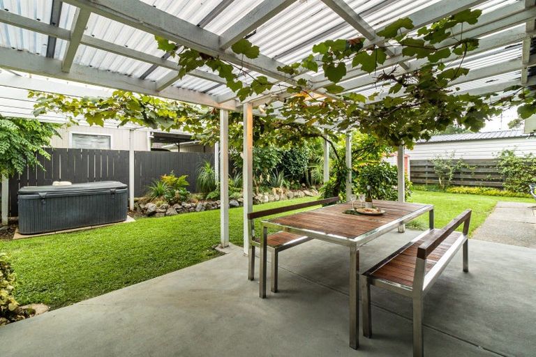 Photo of property in 3 Fleet Street, Glenbrook, Waiuku, 2681