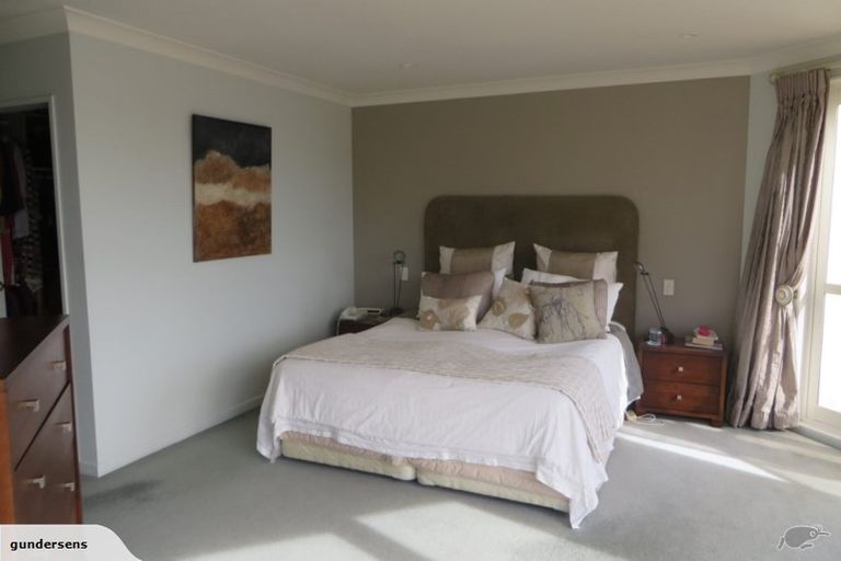 Photo of property in 9/5b Kent Terrace, Mount Victoria, Wellington, 6011