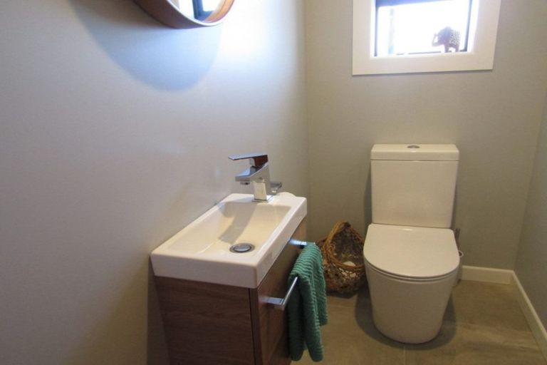 Photo of property in 3 Price Street, Waimate, 7924