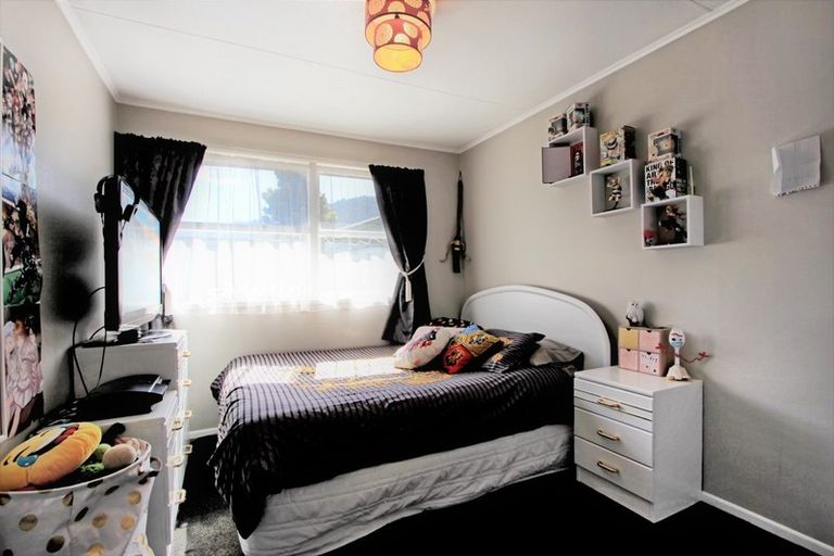 Photo of property in 14 Beryl Place, Pukehangi, Rotorua, 3015