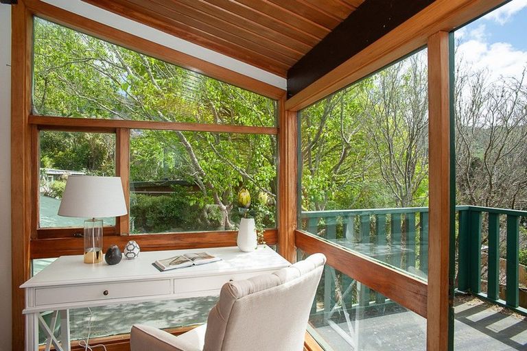 Photo of property in 23 Merlincote Crescent, Governors Bay, Lyttelton, 8971