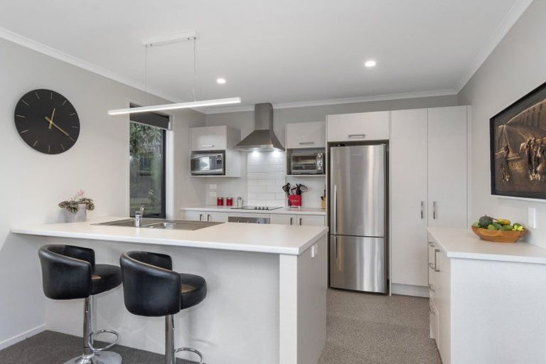 Photo of property in 6 Traverse Lane, Omokoroa, 3114