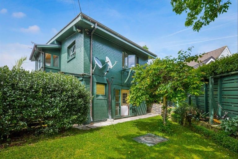 Photo of property in 2 Flagstaff Terrace, Devonport, Auckland, 0624