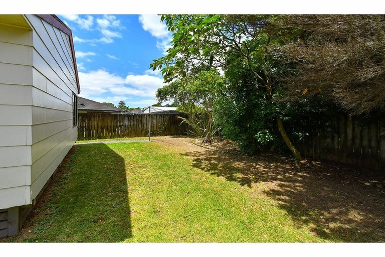 Photo of property in 1/11 Zurich Place, Weymouth, Auckland, 2103