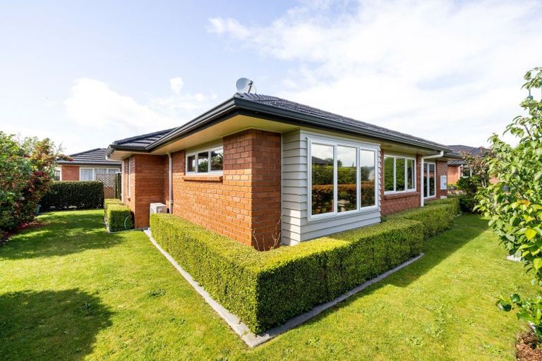 Photo of property in 5 Walter Court, Cambridge, 3434