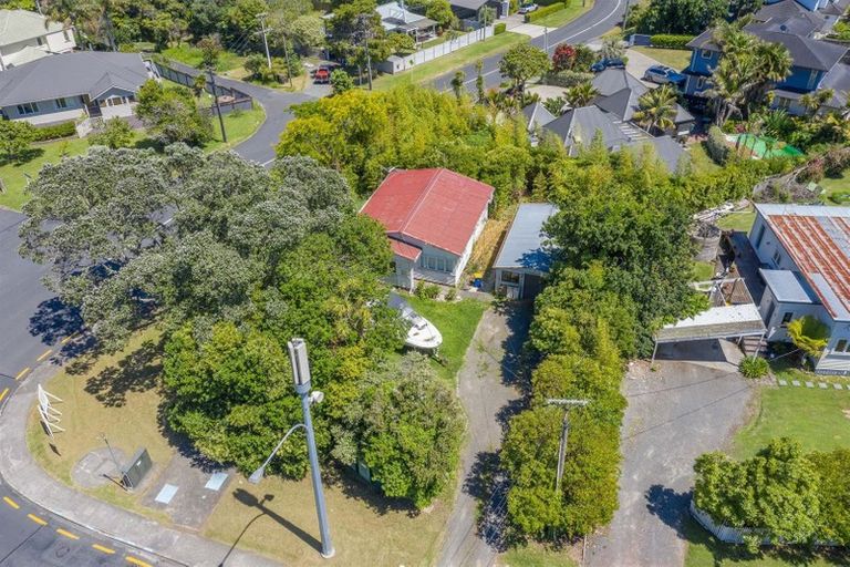 Photo of property in 1 Rame Road, Greenhithe, Auckland, 0632