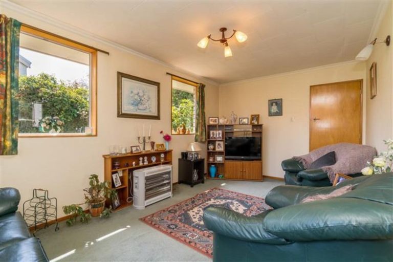 Photo of property in 38 Eastbourne Street, Caversham, Dunedin, 9012