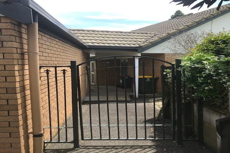 Photo of property in 2/55 Moore Street, Howick, Auckland, 2014